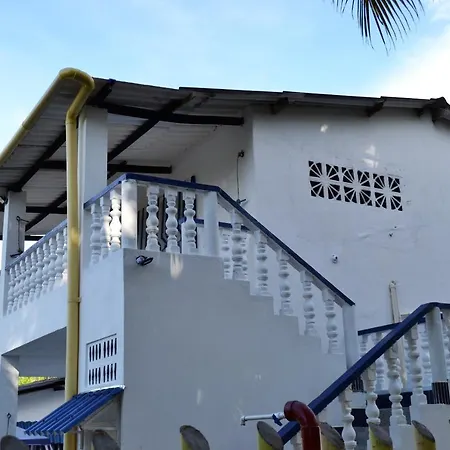 Cabanas Los Juanchos Covenas Exterior photo